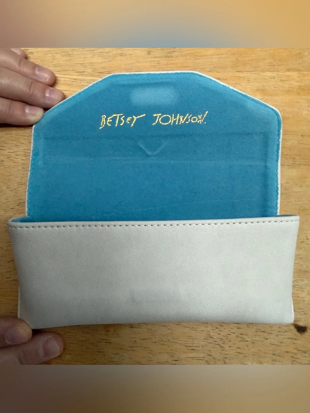 Betsey Johnson Pearl Studded Eyeglass Case White Suede Blue Satin Interior